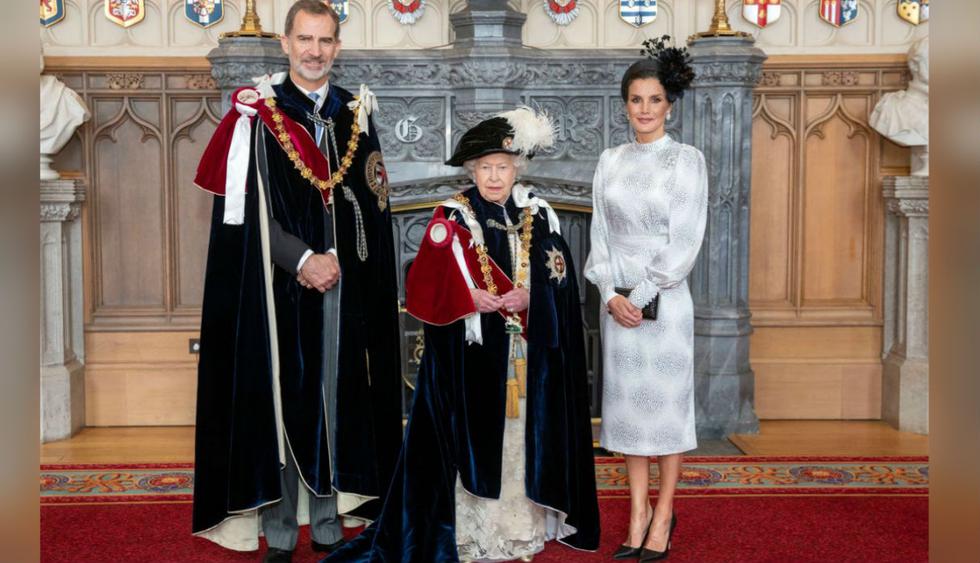 Felipe VI es investido por la reina Isabel con la máxima distinción del Reino Unido. (Foto: AFP)