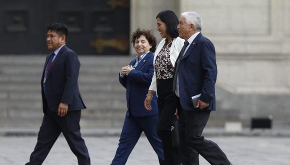 Susel Paredes, Flor Pablo y Héctor Acuña acudieron a Palacio de Gobierno. (Foto: César Bueno @photo.gec)