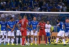 Internacional vs. Cruzeiro: Paolo Guerrero propició gol de Edenilson con magistral tiro libre [VIDEO]