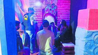 Tacna: Más de 50 personas fueron intervenidas en un club nocturno en horario de toque queda