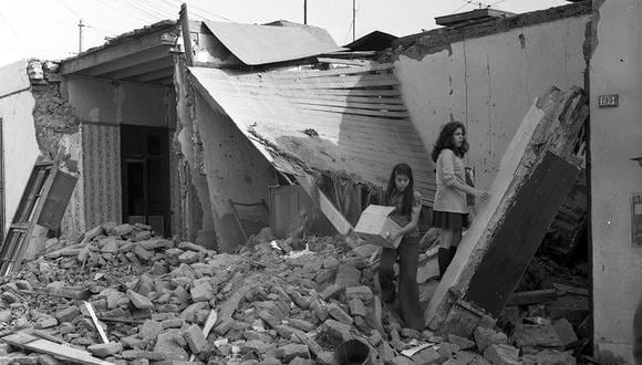 Las viviendas de adobe y quincha fueron las más afectadas por el sismo de 1974. Foto: GEC Archivo Histórico