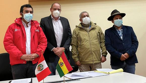 El viceministro de Comercio Exterior, Diego Llosa, y el viceministro de Comercio Exterior e Integración del Ministerio de Relaciones Exteriores de Bolivia, Benjamín Blanco, lideraron las reuniones para el acuerdo. (Foto: Mincetur)