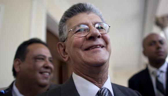 Henry Ramos Allup arremete contra los presidentes que asistieron a homenajes a Hugo Chávez. (AP)