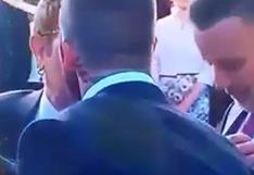 David Beckham y Elton John se saludaron con un beso en la boca durante la boda real [FOTOS y VIDEO]
