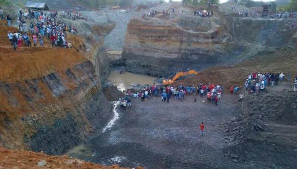 Al menos tres muertos y 25 desaparecidos por derrumbe en mina. (Noticias Caracol)