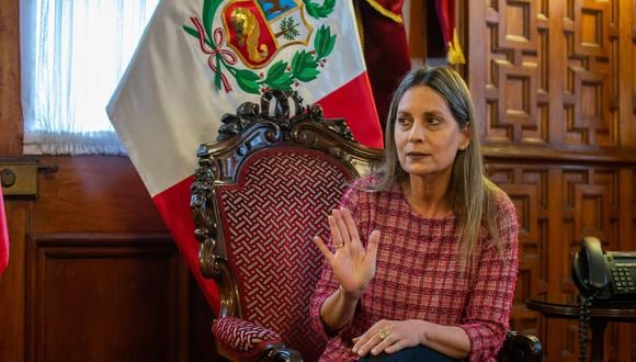 María del Carmen Alva instó al Gobierno a que garantice las inversiones.  Foto: Archivo GEC
