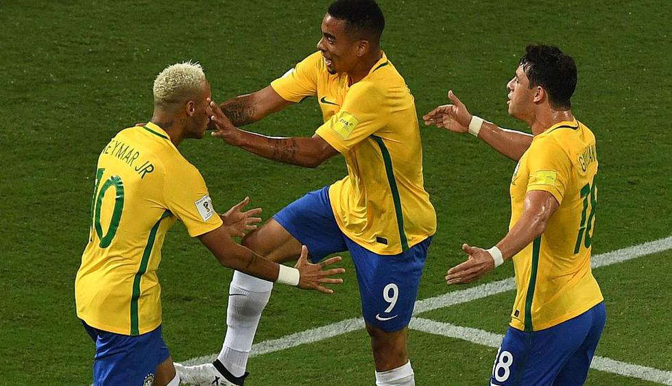 Brasil goleó 5-0 a Bolivia y Neymar quedó golpeado en las Eliminatorias Rusia 2018. (AFP)