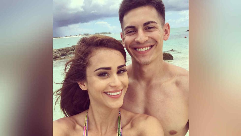 Sin novia, sin campeonato, sin dinero: Ex de Yanet García la dejó por Call of Duty, pero perdió. (Instagram)