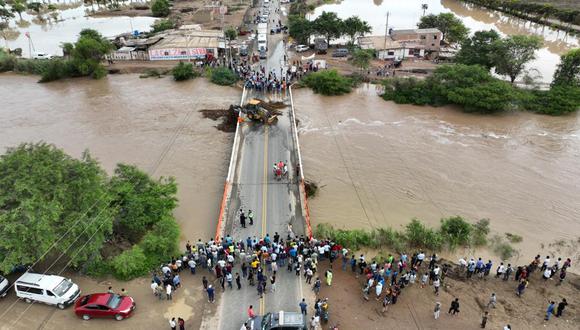 Desastre. Así quedó el puente del río La Leche en Lambayeque, al igual que más de 600 infraestructuras afectadas en diversas regiones por las intensas lluvias.