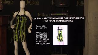 Amy Winehouse: subastan vestido de su último show por por 243.200 dólares