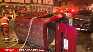Cercado de Lima: seis heridos tras violento choque entre miniván y camioneta 