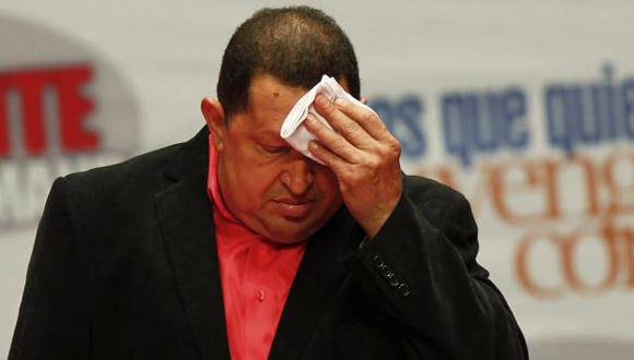 EN DESVENTAJA. Analistas consideran que salud de Chávez juega a favor del opositor Henrique Capriles. (Reuters)