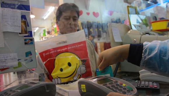 ¿COMPULSIVOS? Mayoría de peruanos no utiliza todo su crédito. (USI)