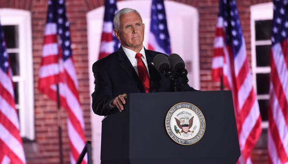 El vicepresidente de los Estados Unidos, Mike Pence, habla durante la tercera noche de la Convención Nacional Republicana en el Monumento Nacional Fort McHenry en Baltimore.  (Foto: Saul Loeb / AFP).