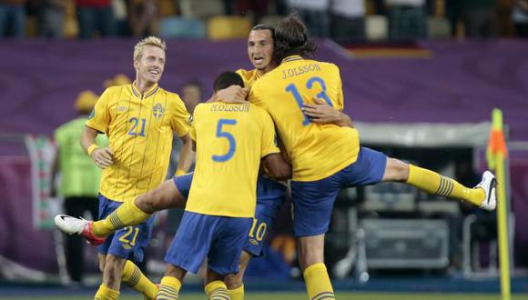 Suecia se impuso 2-0. (AP)