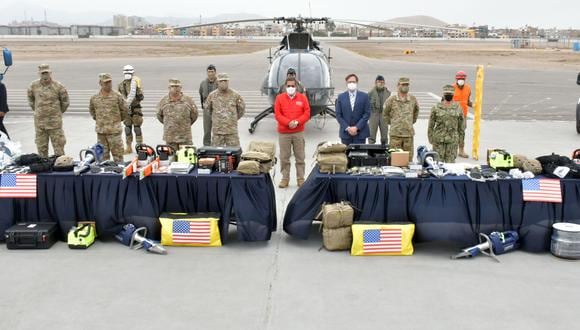 La donación del gobierno de los Estados Unidos se realizó en la Base Aérea de Las Palmas, en Surco.