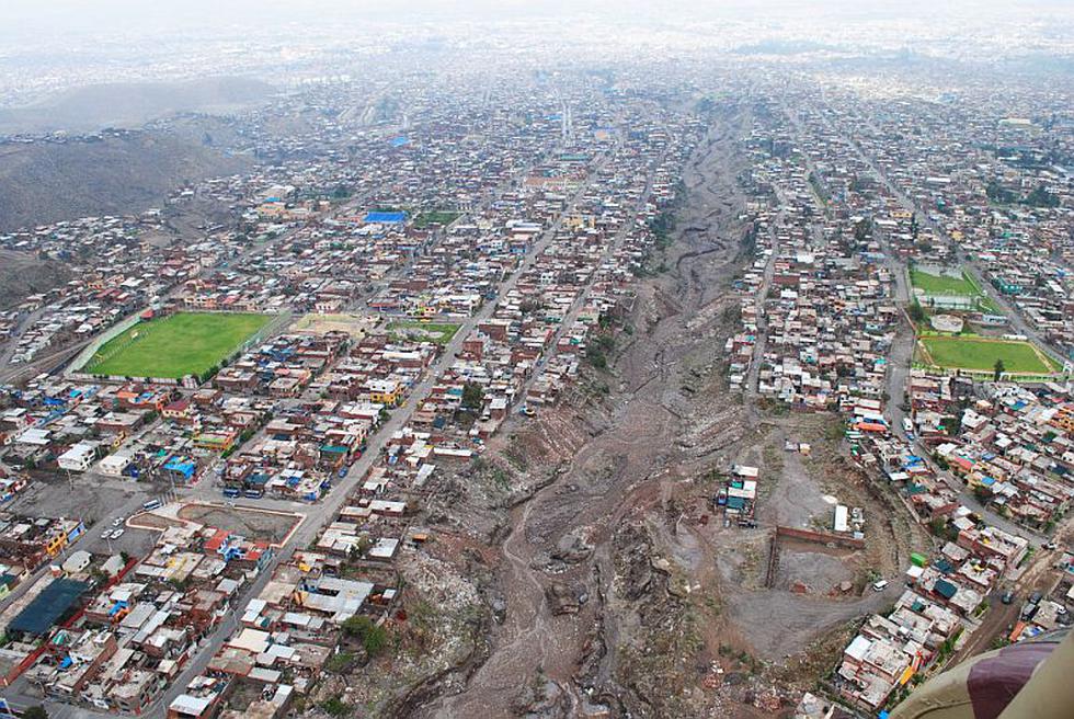 Vista panorámica de los daños causados por las lluvias en la ciudad de Arequipa. (Heiner Aparicio)
