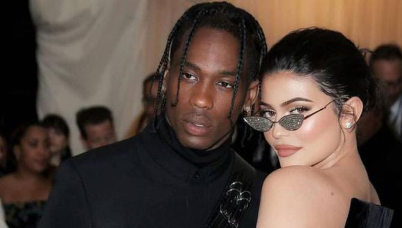Kylie Jenner y Travis Scott terminaron su relación debido a una serie de infidelidades que habría cometido el rapero (Foto: AFP)