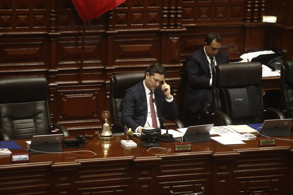 Daniel Salaverry tras exabrupto en el Pleno: "No se va a repetir lo que pasó ayer" (Perú21)