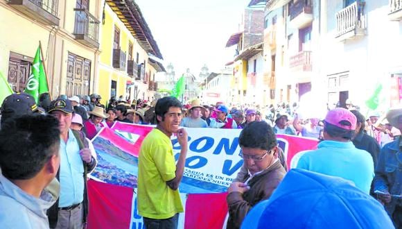 VOTO FINAL. Roger Guevara y Wilfredo Saavedra tejieron una vinculación desde las bases antimineras de Cajamarca.