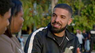 Drake regaló casi un millón de dólares a las personas más necesitadas de Miami [VIDEOS]