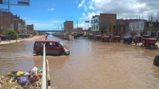 Fuertes lluvias causan estragos en la región Lambayeque