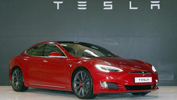 El título de Tesla trepaba 16% en Estados Unidos este lunes. (Foto: EFE)