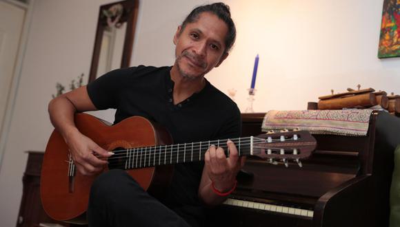 Andrés Prado, guitarrista y compositor limeño que le rinde tributo a Barranco. (Fotos de Hugo Pérez).