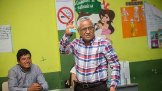 Gobernador de Lambayeque y su sucesor acudieron a votar al Referéndum 2018 [FOTOS]
