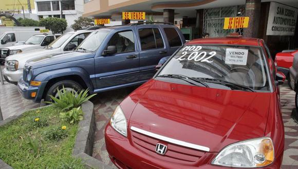 Adquirir un carro usado se vuelve riesgoso si no sabes la procedencia del mismo. (Foto: Andina)