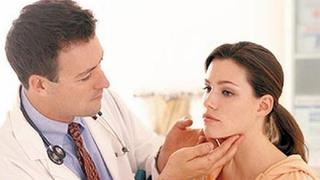 Cómo detectar cáncer de tiroides