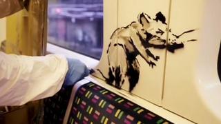 Banksy dibuja en el metro de Londres para impulsar el uso de la mascarilla  [VIDEO]