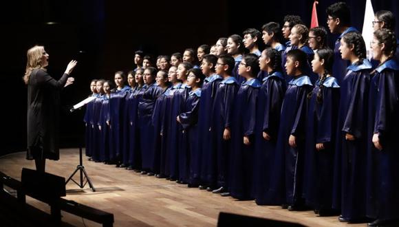 Nuevas voces. Imagen del 2019 de la presentación del Coro Nacional de Niños del Perú en el imponente escenario del Gran Teatro Nacional. (Foto: Percy Ramírez / Ministerio de Cultura)