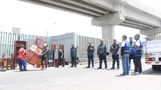 Municipalidad de Lima desaloja a ‘cachineros’ de la avenida Aviación