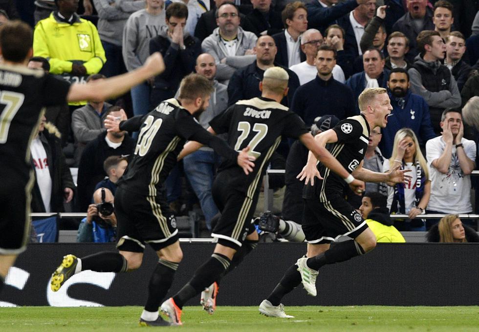 Ajax se acerca a la final de la Champions tras ganar 1-0 al Tottenham en Londres. (Foto: EFE)