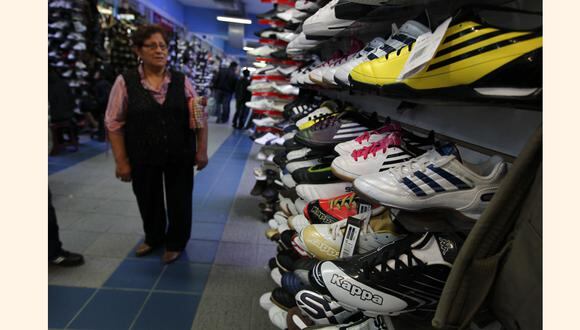 Indecopi modifica derechos antidumping al calzado chino. (Foto: Reuters)