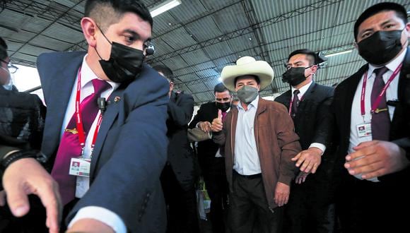 Silencio. En casi tres meses de gestión, Castillo no ha dado una sola entrevista a los medios. (Foto: Jorge Cerdán / GEC)
