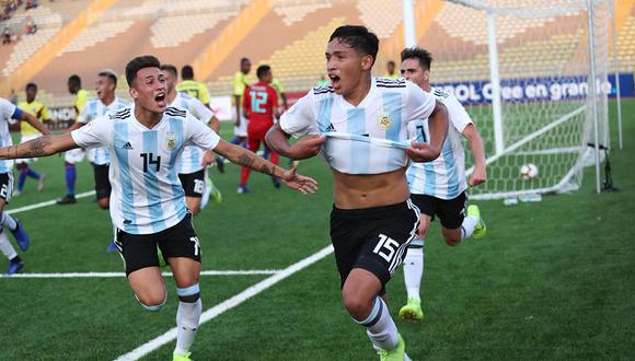 Argentina enfrenta a Paraguay este martes por la tercera fecha del Sudamericano Sub 17. (Foto: Twitter @Argentina)