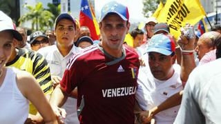 Chavistas retan a opositor Capriles
