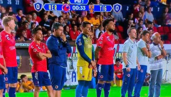 Jugadores del Veracruz no se movieron en los primeros minutos y se dejaron meter tres goles ante Tigres. (Captura de TV)