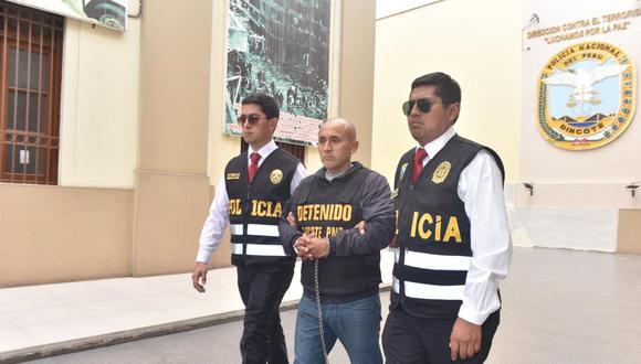 El senderista y militante de APP, Juan Santos Romero, fue detenido por la Dircote por adoctrinar niños con el pensamiento del sanguinario Abimael Guzmán. (Foto: Javier Zapata)