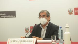 Óscar Ugarte afirma que el Perú está “en la cúspide” de la segunda ola y espera que “ya empiece a decrecer”