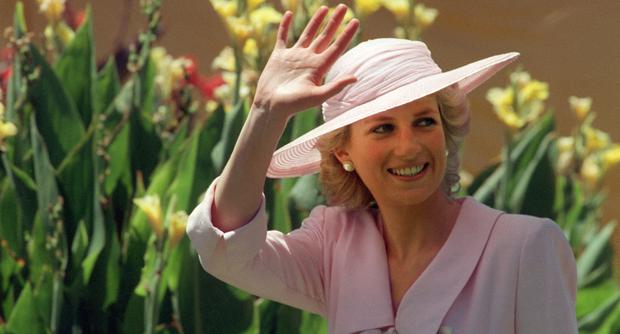 Por qué la princesa Diana nunca llevaba sombrero en sus encuentros