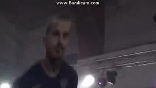 Hinchas de River Plate se burlaron de Darío Benedetto en fiesta de fin de año del club [VIDEO]