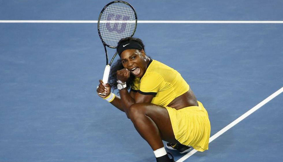 Serena Williams derrotó a Agnieszka Radwanska y defenderá su título. (AFP)