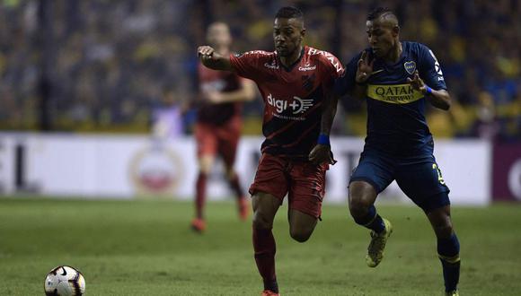 Boca Juniors vs. Atlético Paranaense se miden por la Copa Libertadores 2019. (Foto: AFP)