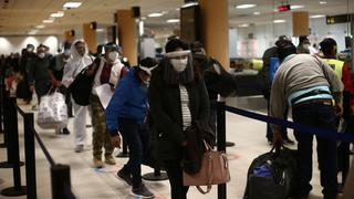 Cerca de 120,000 pasajeros se movilizaron por vía aérea tras reanudación de vuelos nacionales