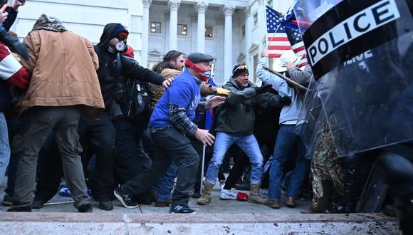 Violencia en el Capitolio de Estados Unidos genera preocupación en principales líderes del mundo. (Foto: Brendan SMIALOWSKI / AFP)