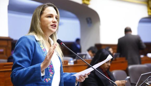 La congresista Luciana León es la nueva vocera del Partido Aprista. (Foto: Congreso)