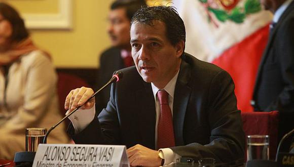 Costo. Ministro de Economía y Finanzas, Alonso Segura, pide aplicar políticas modernas. (USI)